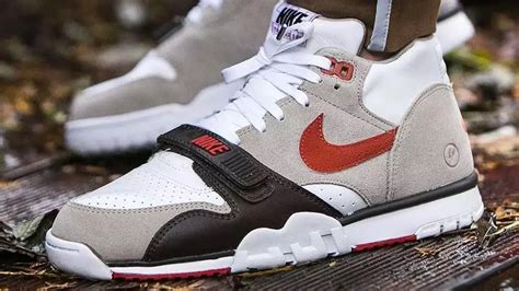 nike air trainer 1 sizing